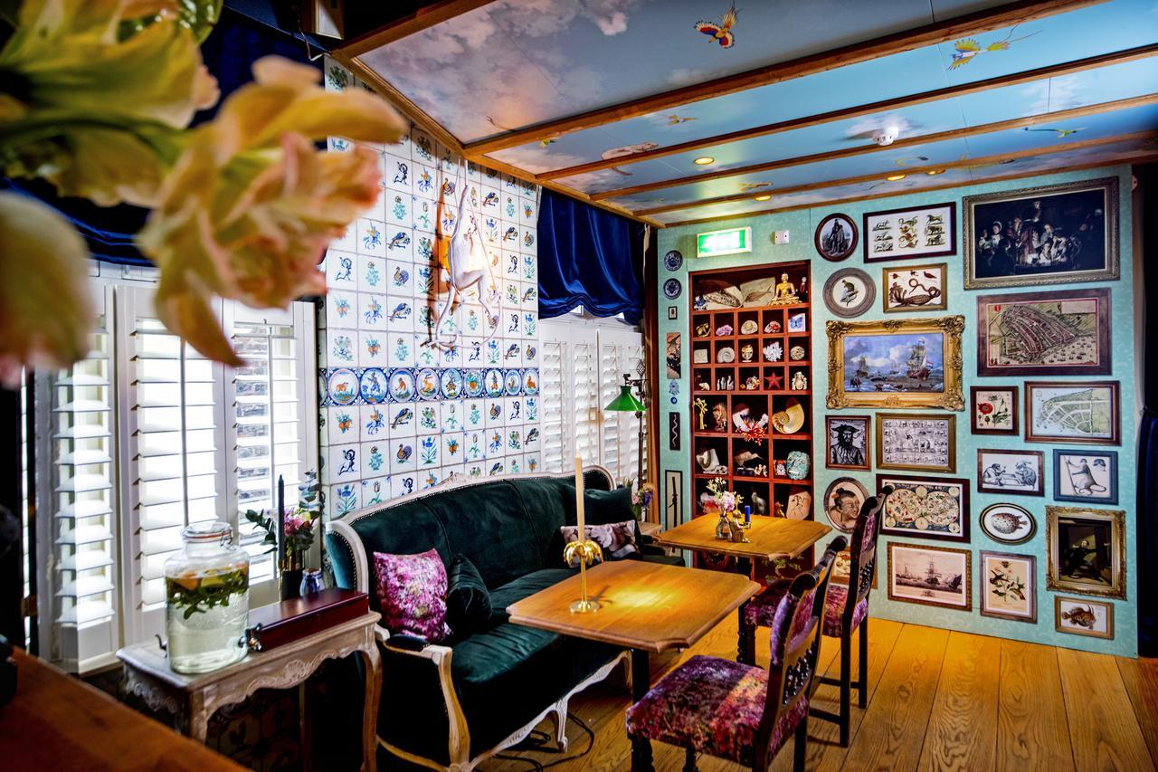 Rosalia'S Menagerie Cocktail Bar & Innupstairs Amsterdam Exterior photo